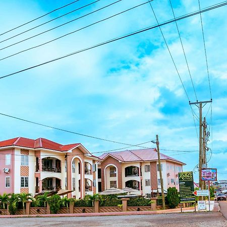 Ibranad Apartments Accra Exteriér fotografie