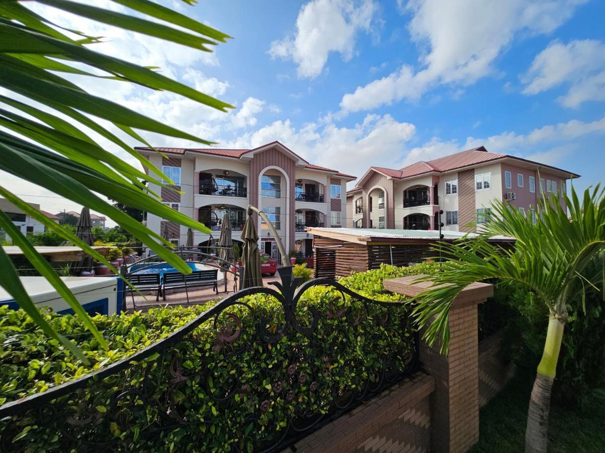 Ibranad Apartments Accra Exteriér fotografie